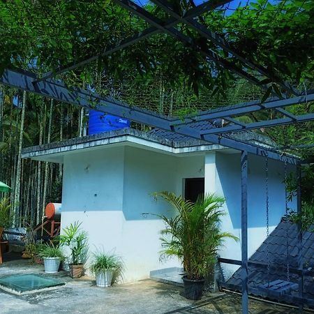 Vintage Garden Resort Sultan Bathery Esterno foto